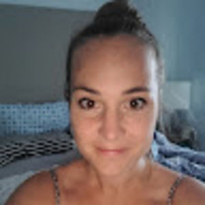 Meet your Posher, Caroline